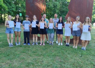 10 Schülerinnen und Schüler des GSG legen Latinumsprüfung ab